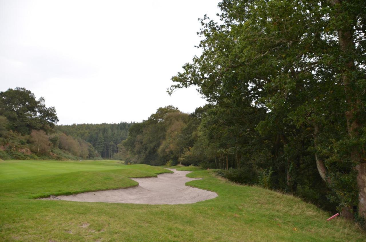 The Nineteenth, Oakridge St Mellion, Free Golf/Spa Exteriör bild