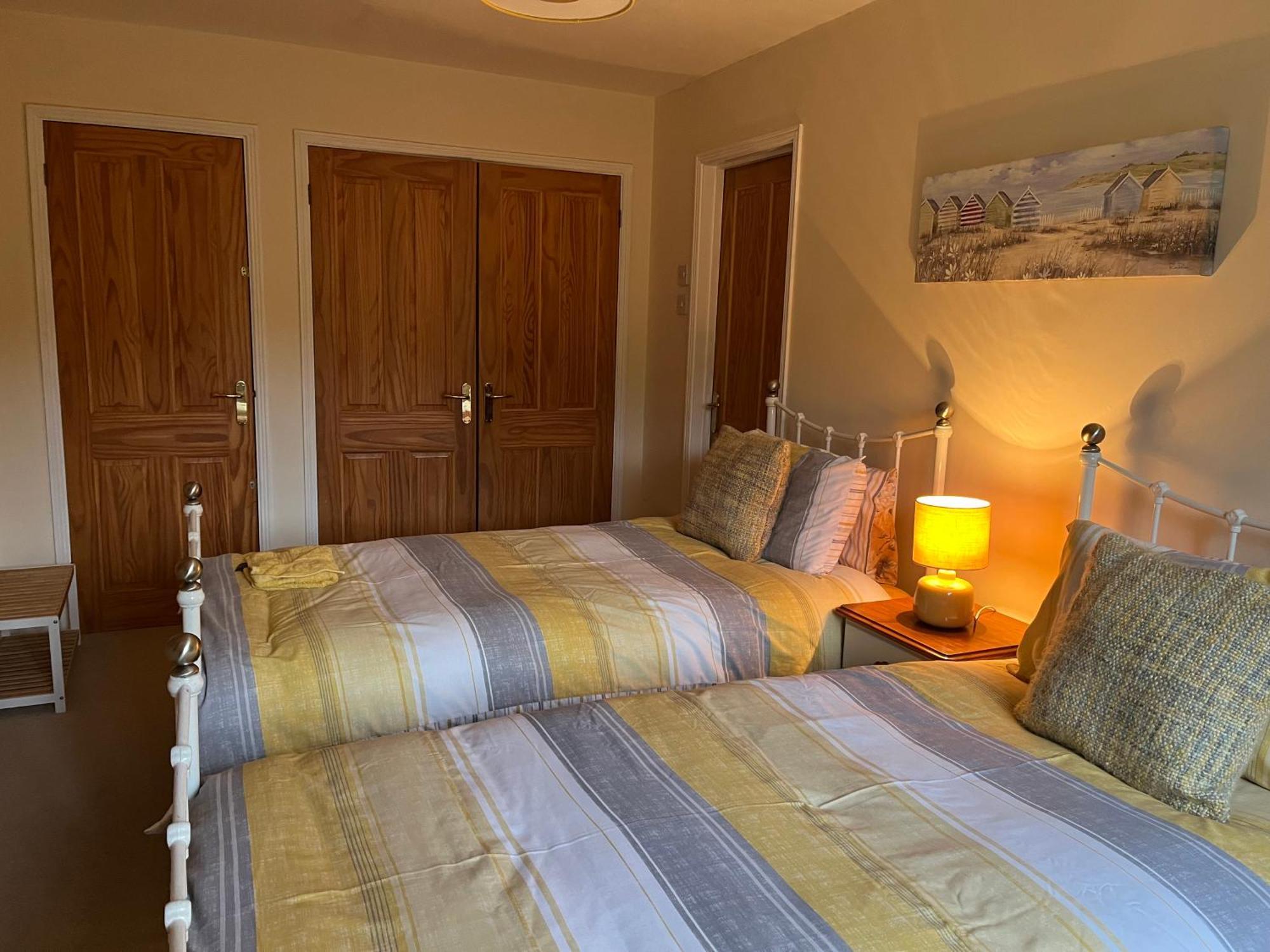 The Nineteenth, Oakridge St Mellion, Free Golf/Spa Exteriör bild
